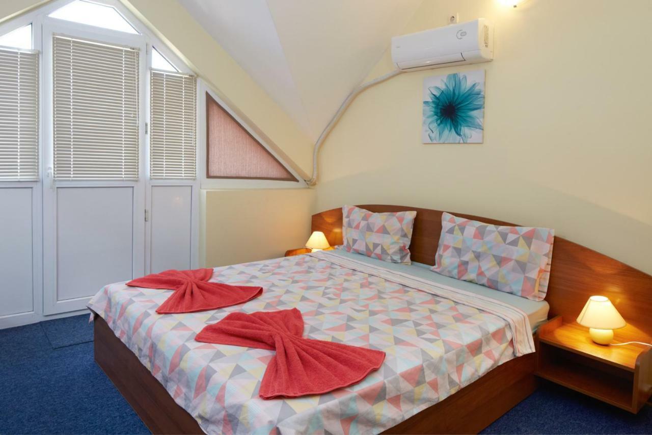 Guest House Plechkarovi Ravda Luaran gambar
