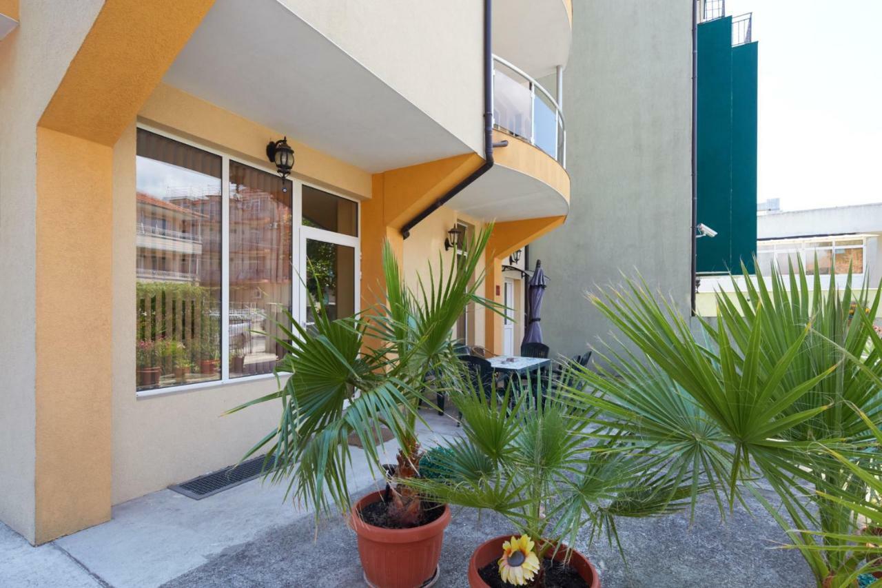 Guest House Plechkarovi Ravda Luaran gambar